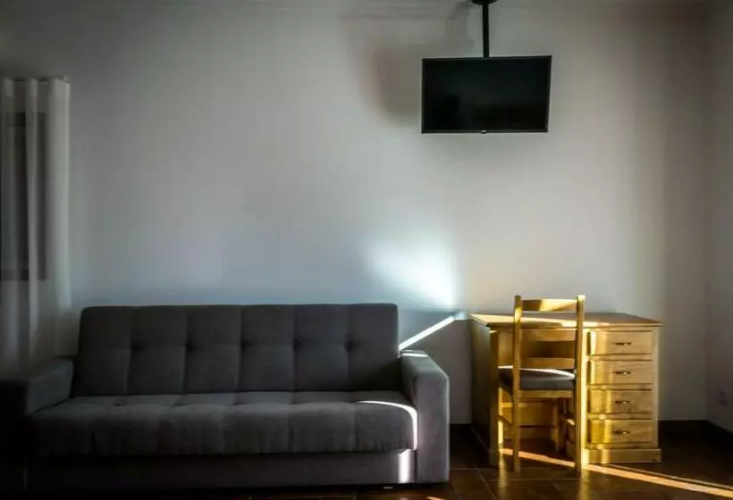 Hostel Encostas Do Douro