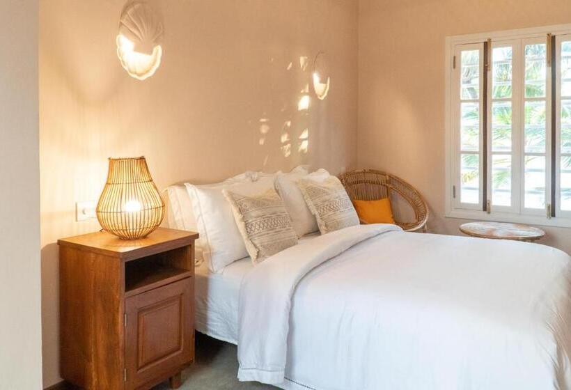 호텔 The Slow Vegan