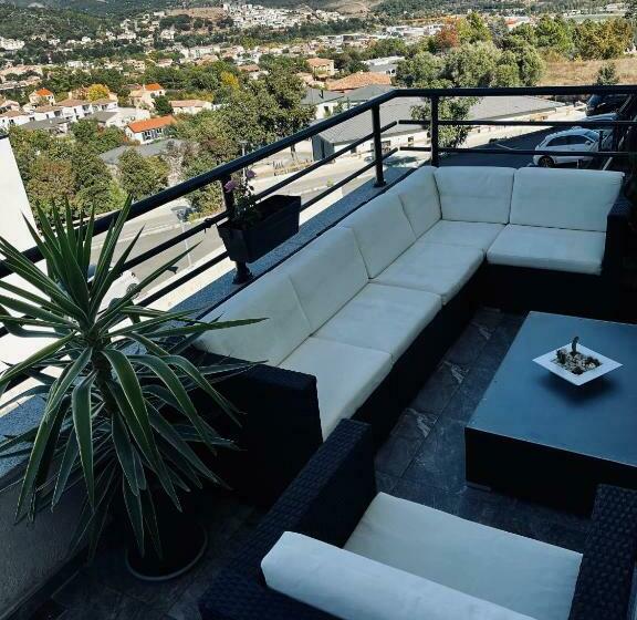 تختخواب و صبحانه Casa Petra Salga