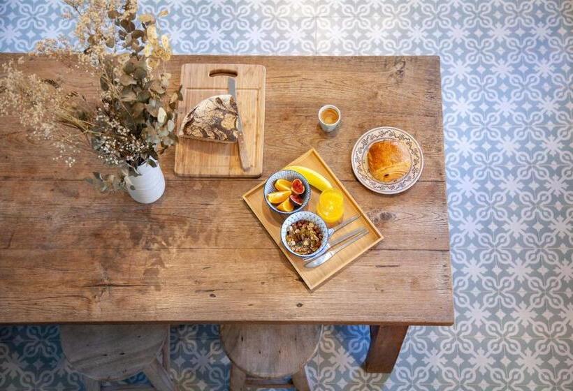 Nocleg ze śniadaniem Lyonest Chambre D Hôtes