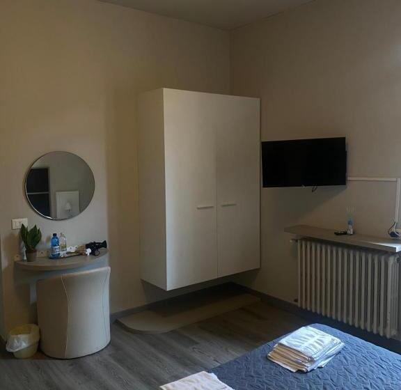 ホテル Albergo Leon D Oro