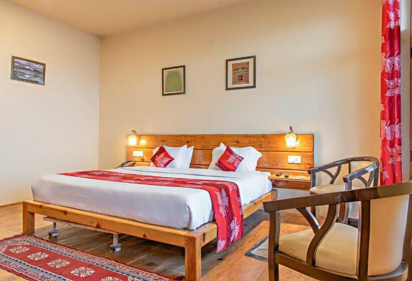 Hotel Echor   Yak And Yeti Ranikhet