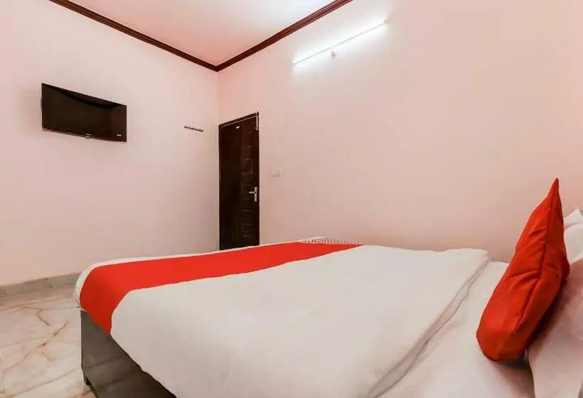 ホテル Spot On 84027 Balaji Hostel