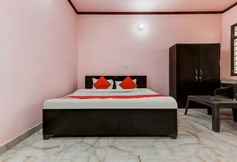 ホテル Spot On 84027 Balaji Hostel
