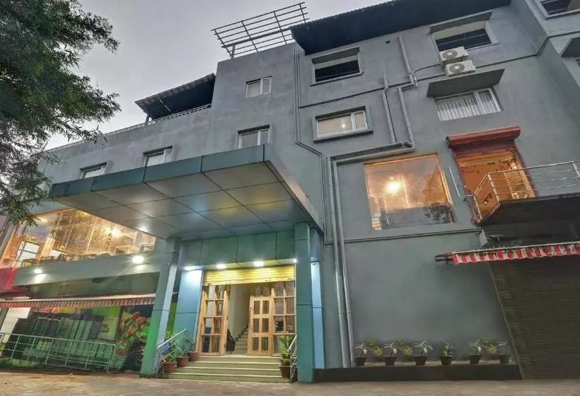ホテル Treebo Paradise Premium Rasulgarh