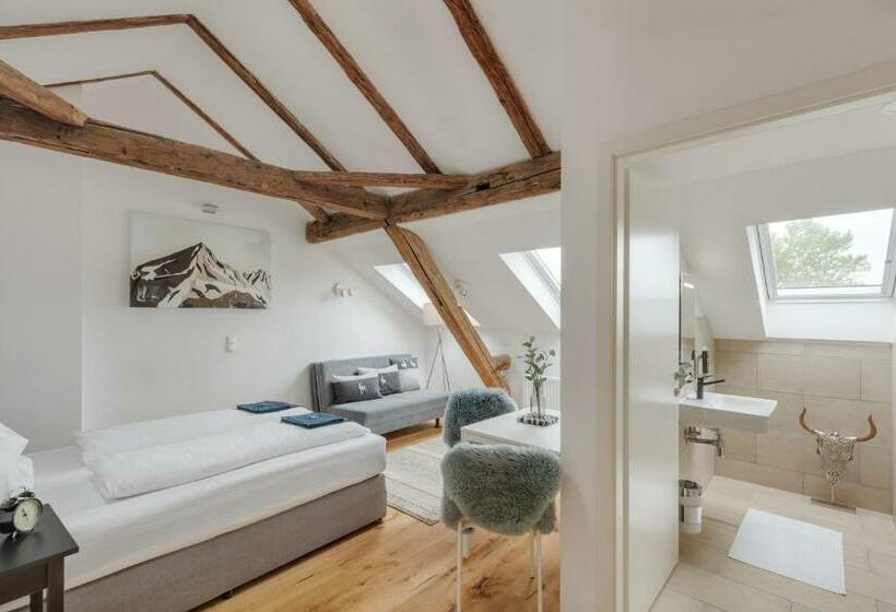 Innsbruck City Chalet