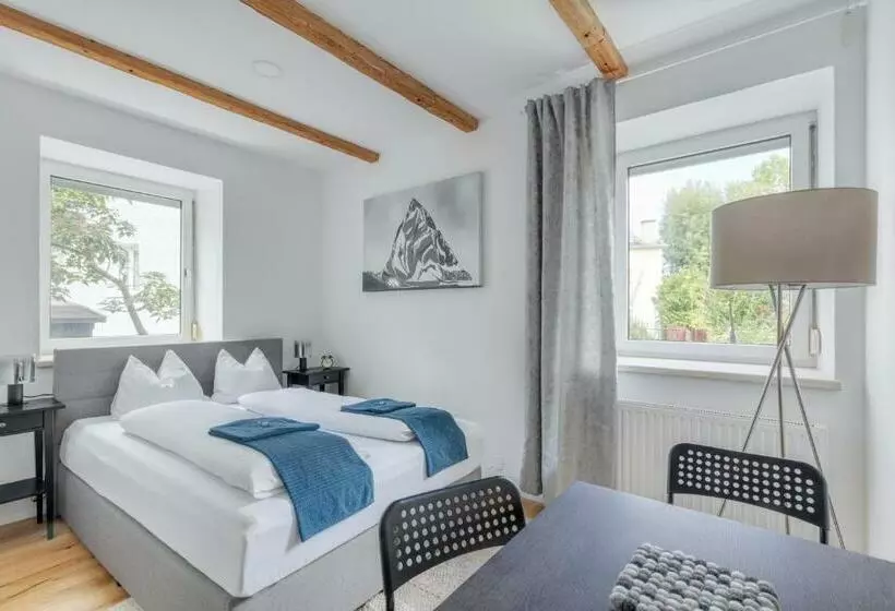 Innsbruck City Chalet