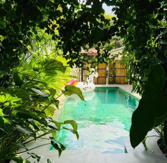 펜션 Double Mango Villa