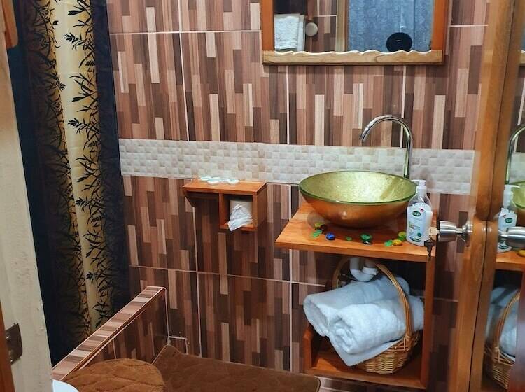 پانسیون Mesmerize Guest House