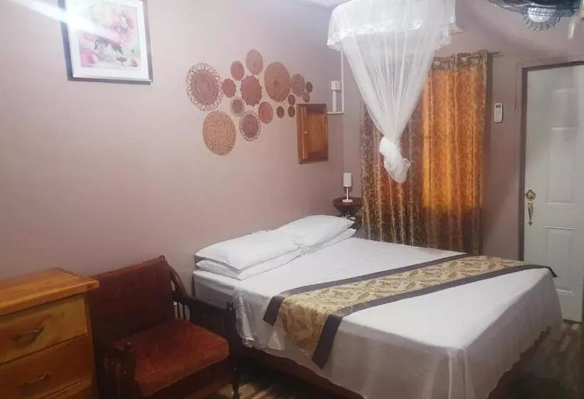 پانسیون Mesmerize Guest House