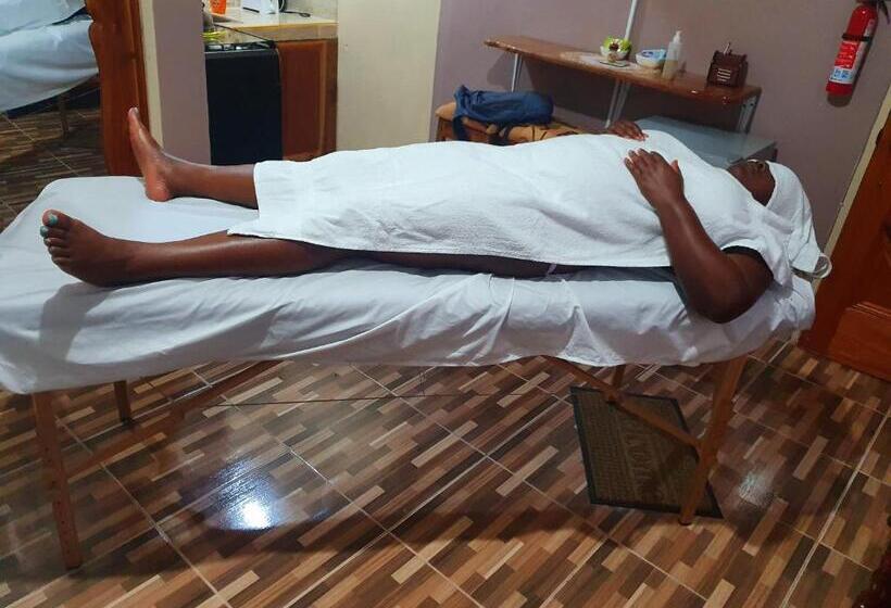 پانسیون Mesmerize Guest House