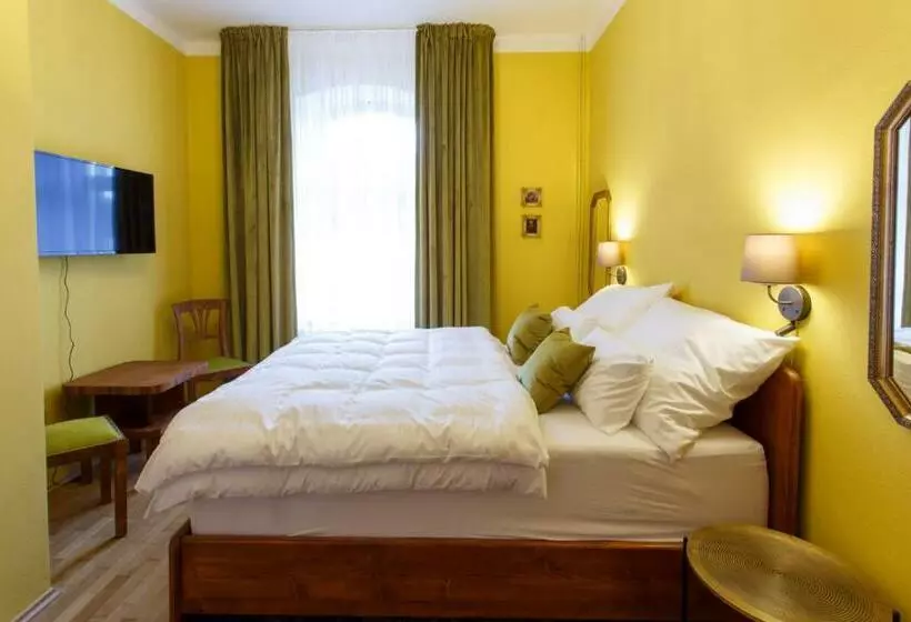 ペンション Parkhotel Vrbno