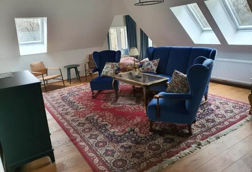 ペンション Parkhotel Vrbno