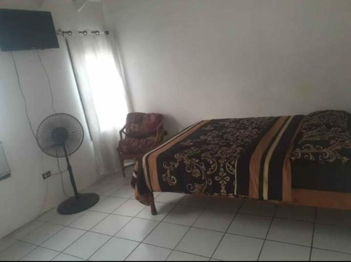 تختخواب و صبحانه Calinago Friendly Family Sxm