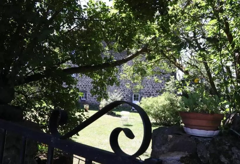 Aamiaismajoitus (B&B) Chambres Et Table D Hôtes Régord âne