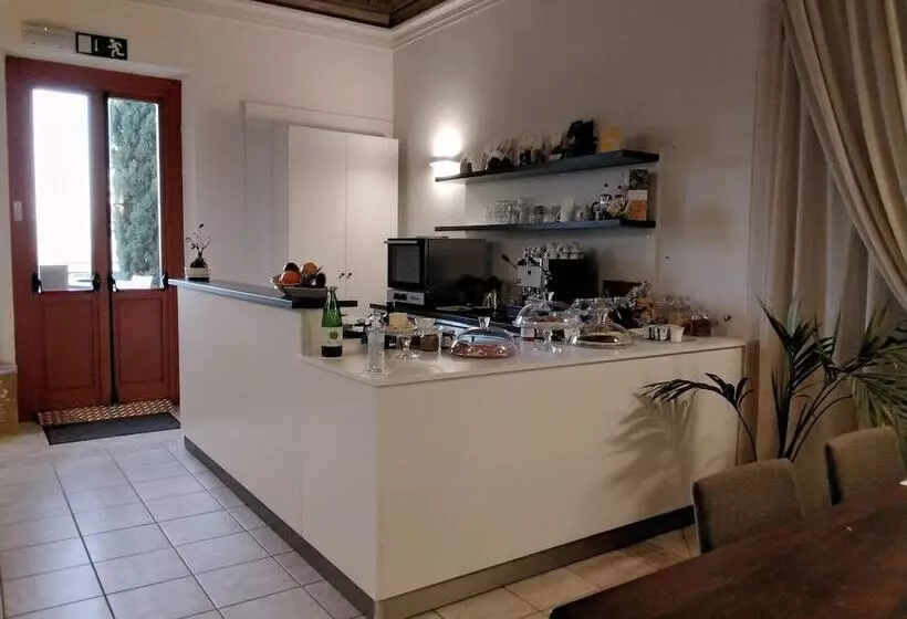 Aamiaismajoitus (B&B) La Corte Del Grillo   Residenza D Epoca