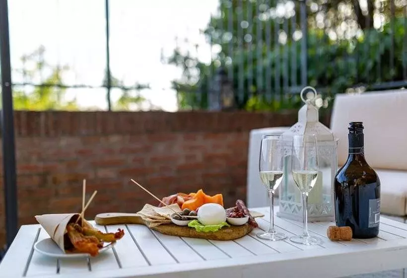 Aamiaismajoitus (B&B) La Corte Del Grillo   Residenza D Epoca