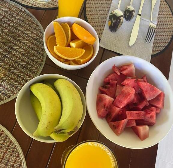 تختخواب و صبحانه Tides Dhigurah