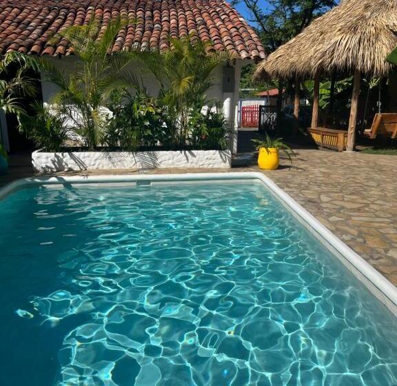 هتل Cabañas Puesta Del Sol