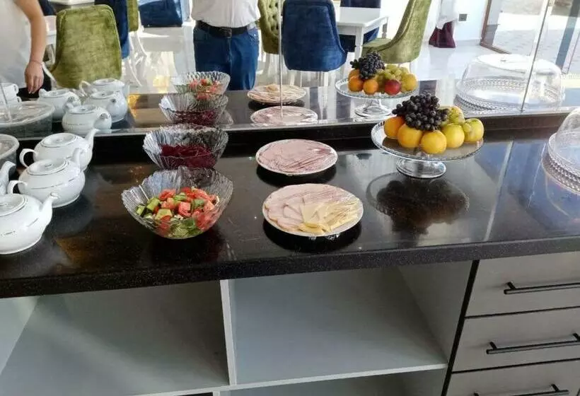 هتل Grand Sarbon