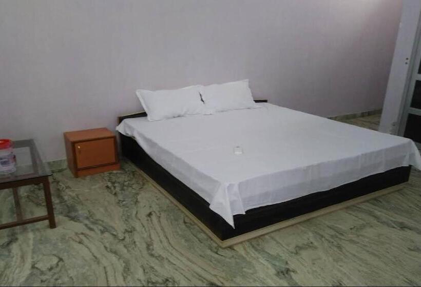 ホテル Pop 83629 Jayka