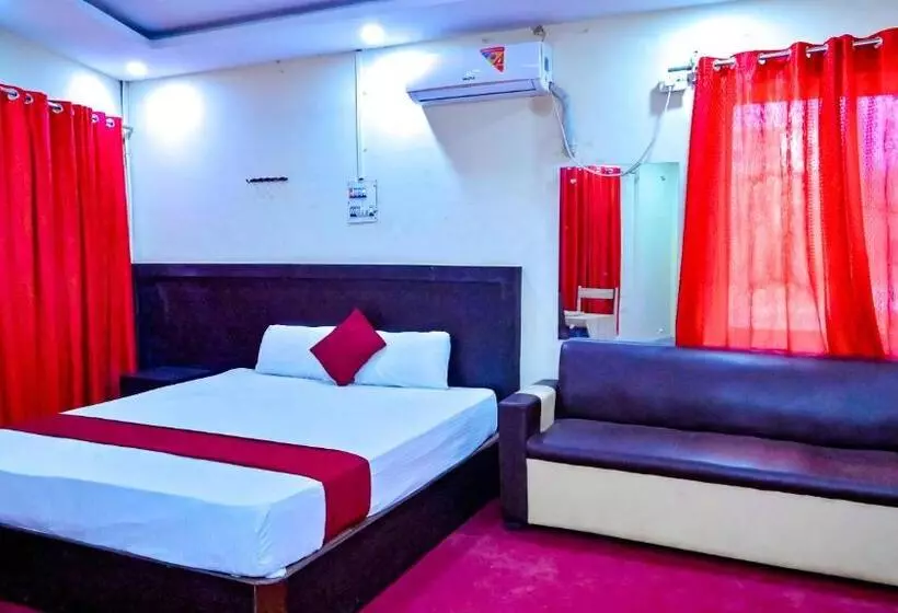 هتل Star Holiday Pvt Ltd