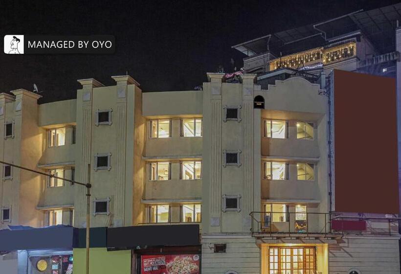 호텔 Super Townhouse Oak Vashi Formerly Blue Diamond