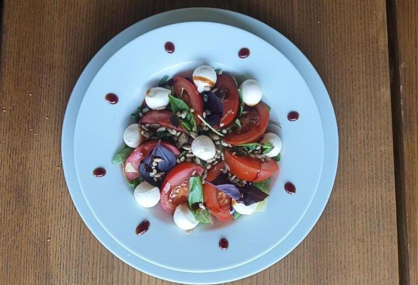 بنسيون Penzion Kairos