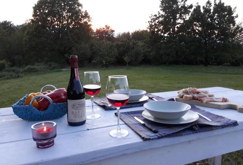 پانسیون La Casa Di Roby 2 Studio La Morra, Con Piscina