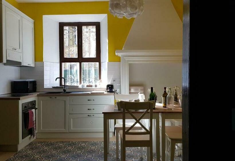 פנסיון The Green Lake House