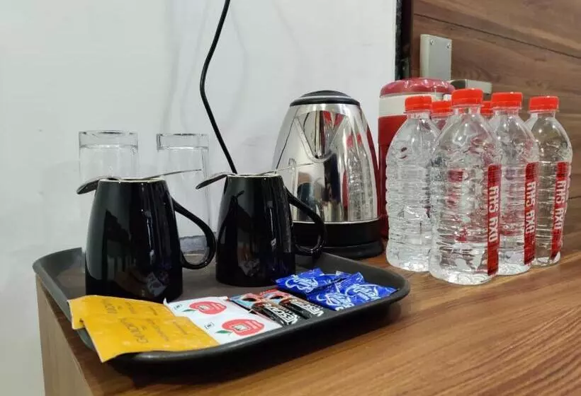 Vadpadraka Hotel And Resort