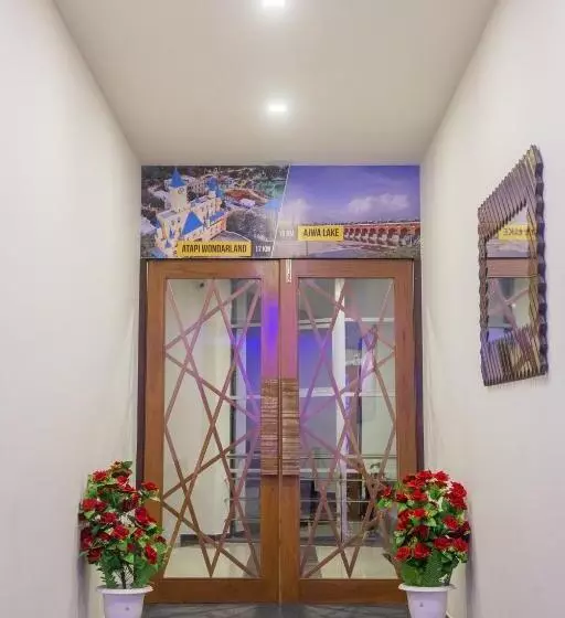 Vadpadraka Hotel And Resort