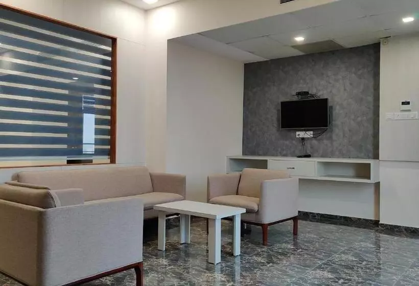 Vadpadraka Hotel And Resort