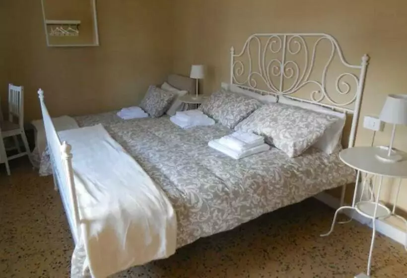 Aamiaismajoitus (B&B) Le Camere Della Piazza