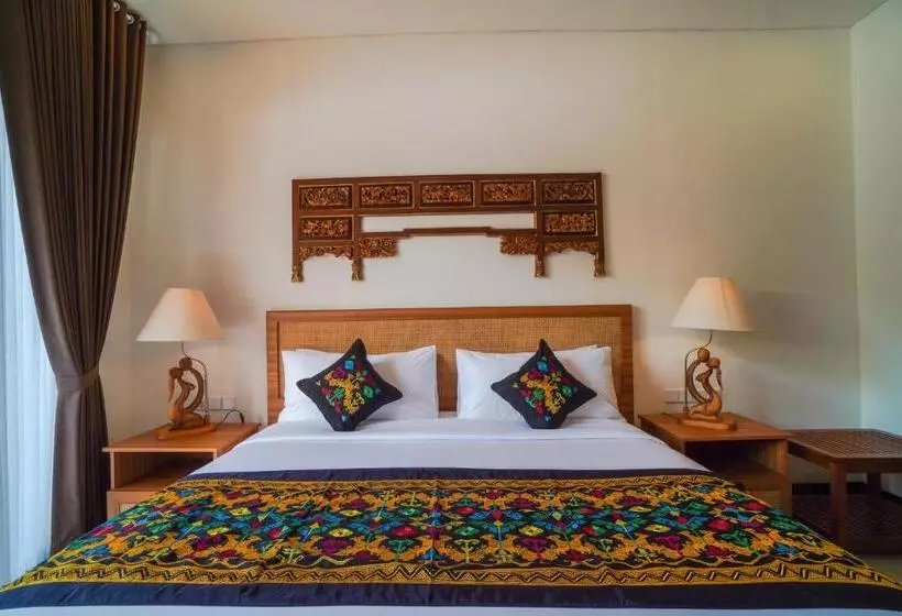 هتل Giri Bhagawan Villas & Spa