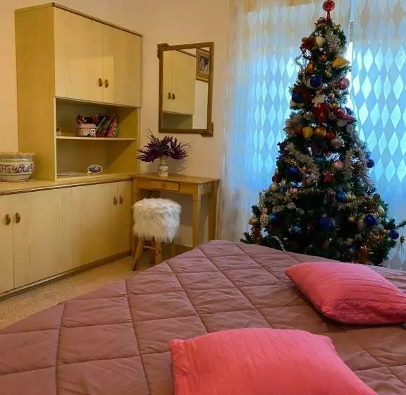 پانسیون Casa Vacanza Lilia Vicino La Stazione E Caserma