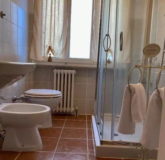 پانسیون Casa Vacanza Lilia Vicino La Stazione E Caserma