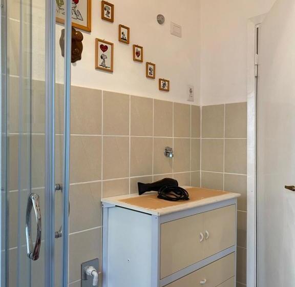 פנסיון Casa Vacanza Lilia Vicino La Stazione E Caserma