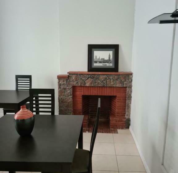 بنسيون Ikhwezi Guest House