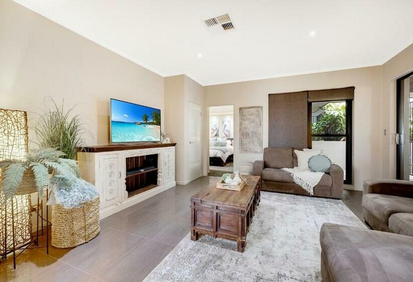 ペンション Red Lotus Guesthouse