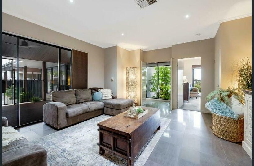 ペンション Red Lotus Guesthouse