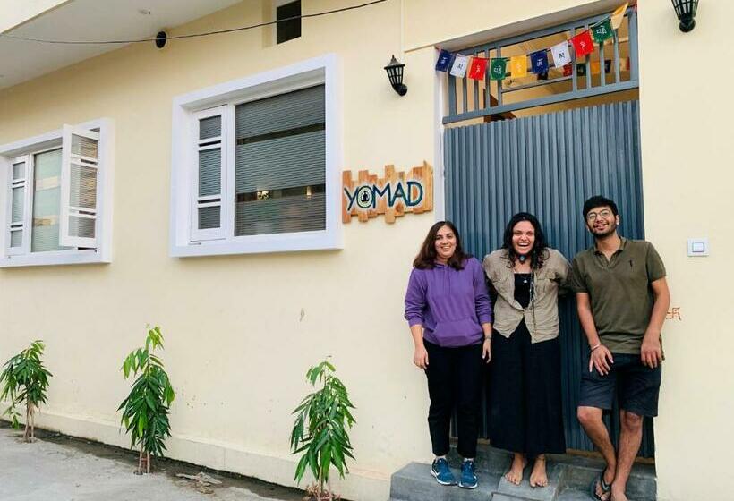 Yomad Hostel Yoga & Travel
