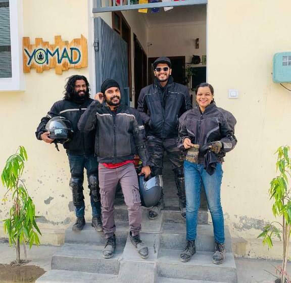 Yomad Hostel Yoga & Travel