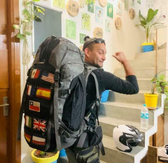 Yomad Hostel Yoga & Travel