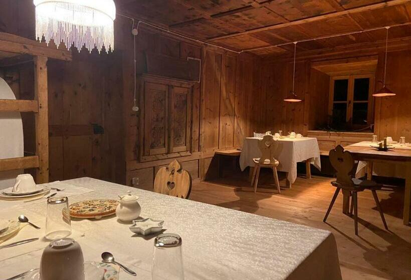 مبيت وإفطار Knappnhof