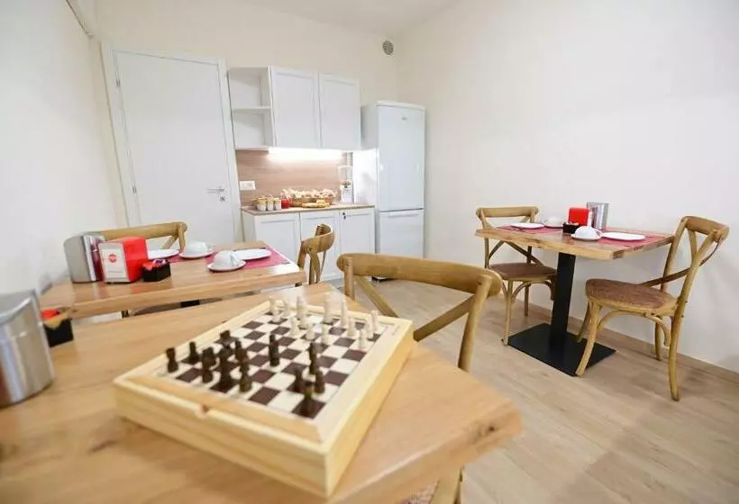 Aamiaismajoitus (B&B) La Casa Di Odessa