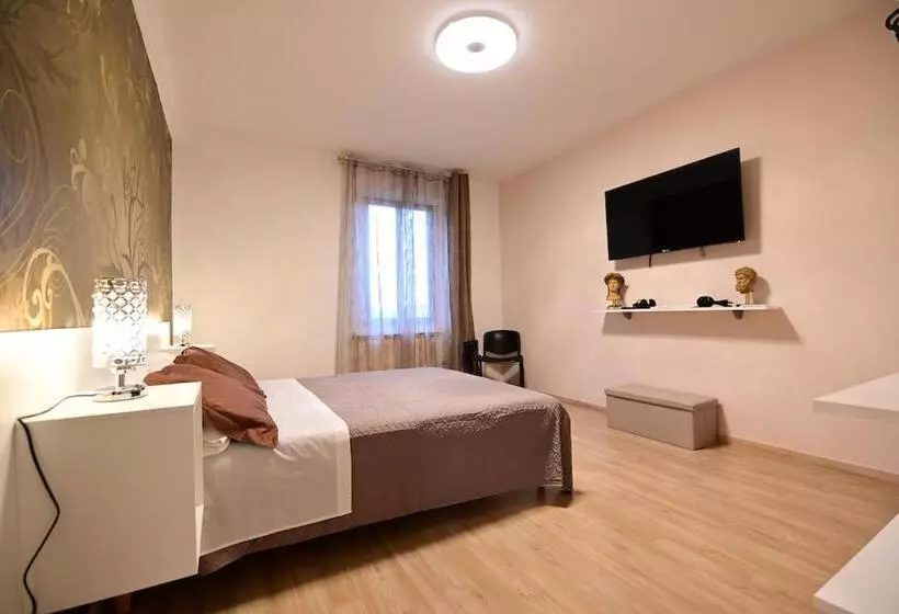 Aamiaismajoitus (B&B) La Casa Di Odessa