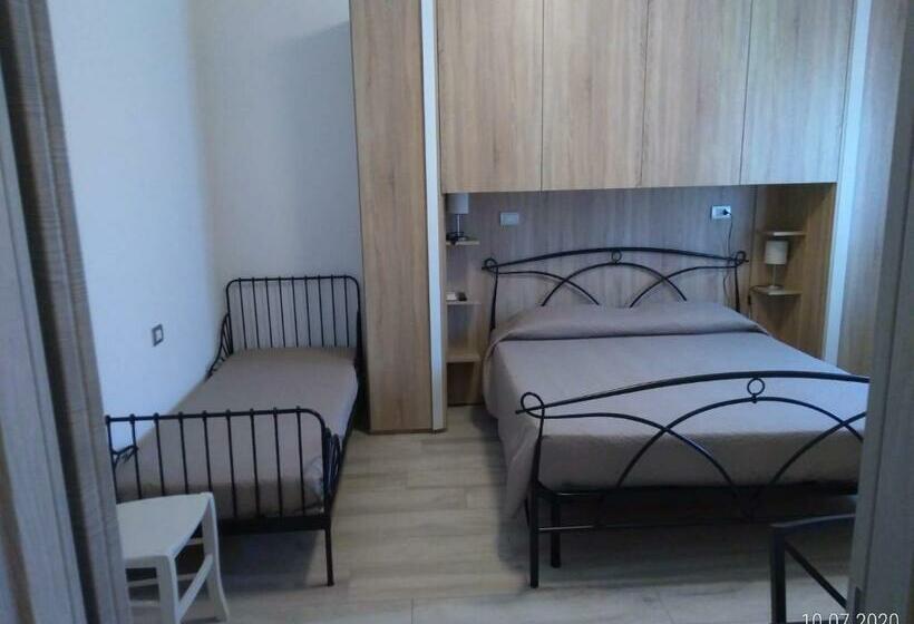 住宿加早餐  La Casina