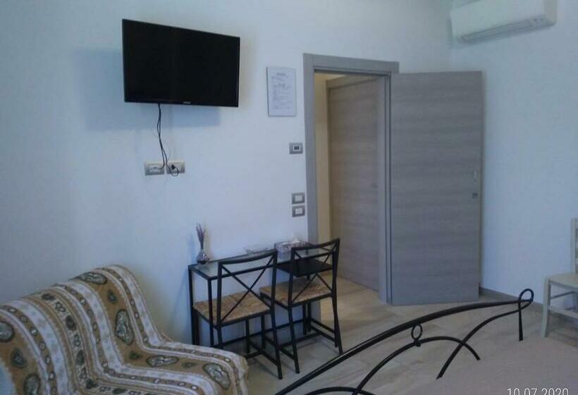 住宿加早餐  La Casina