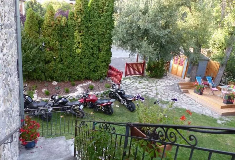 ベッドアンドブレックファースト Montagne Attitude